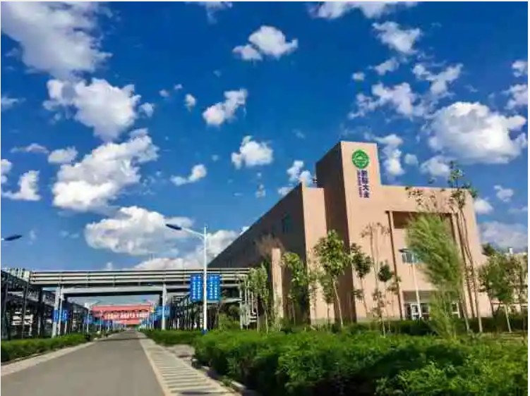 继新疆棉花之后，，，，，，新疆光伏成为美国下一个目的？？新疆大全回应：“想对我们搞‘工业灭绝’，，，，，，问问中国和天下市场答不允许！”