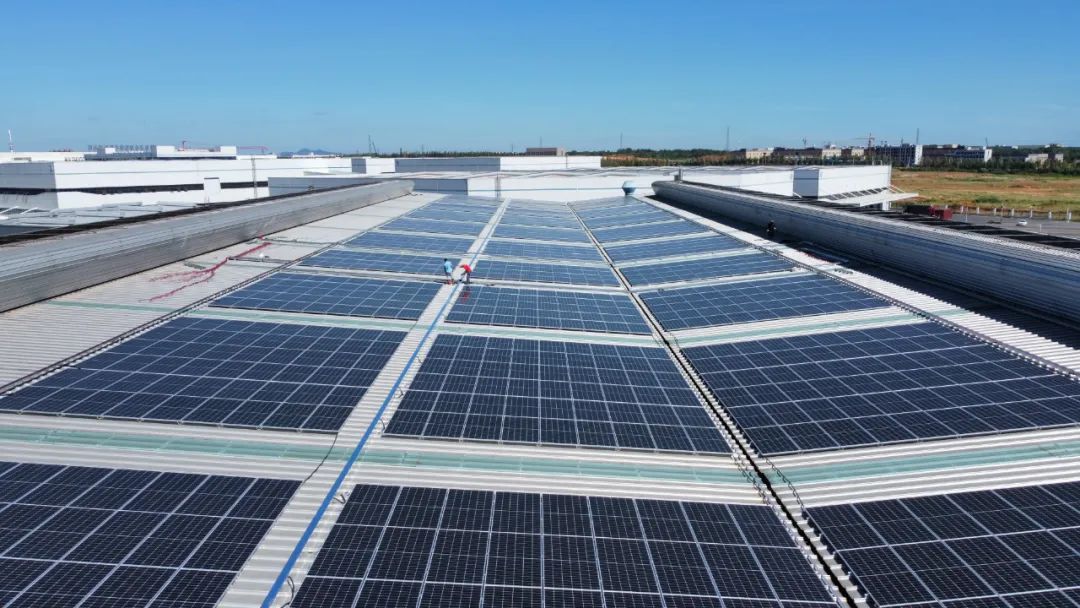 扩容金融服务模式，，，，，助推企业绿电转型，，，，，EBET易博绿能承建优钢科技光伏屋顶项目并网