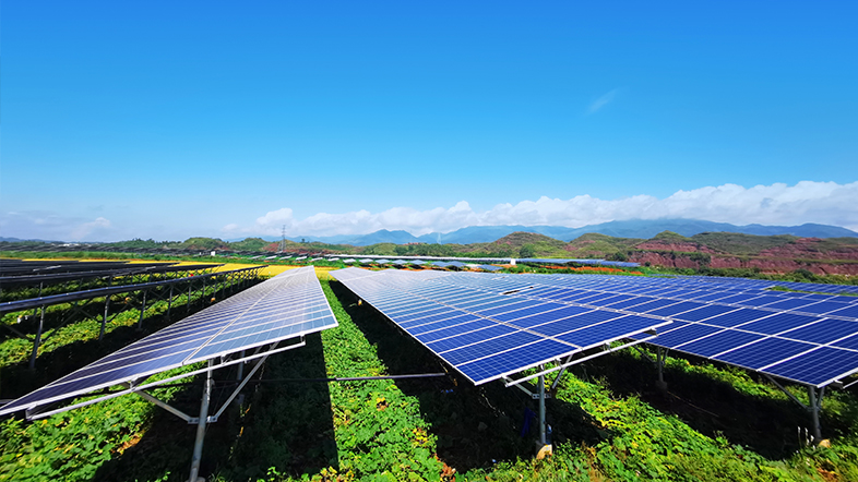 光伏发电为什么会被政府大力扶持，，，和被众人追捧呢？？？